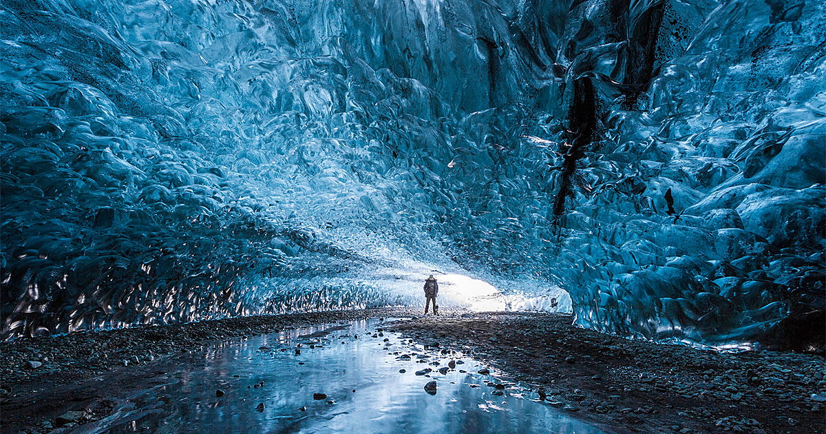 Top 7 Tips for Experiencing Iceland’s Ice Caves Safely and Spectacularly